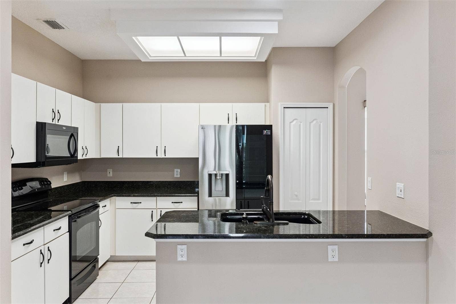 4242 NEWLAND STREET, Clermont, FL 34711 Kitchen