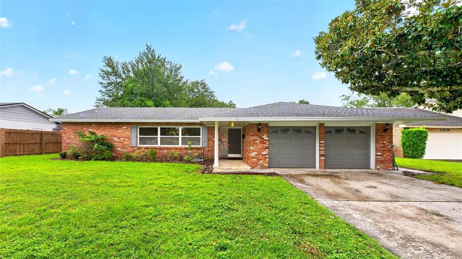 Property photo for 2504 LAUDERDALE COURT, Orlando, FL