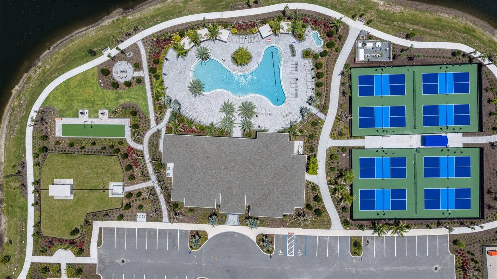 Esplanade at Center Lake Ranch Community