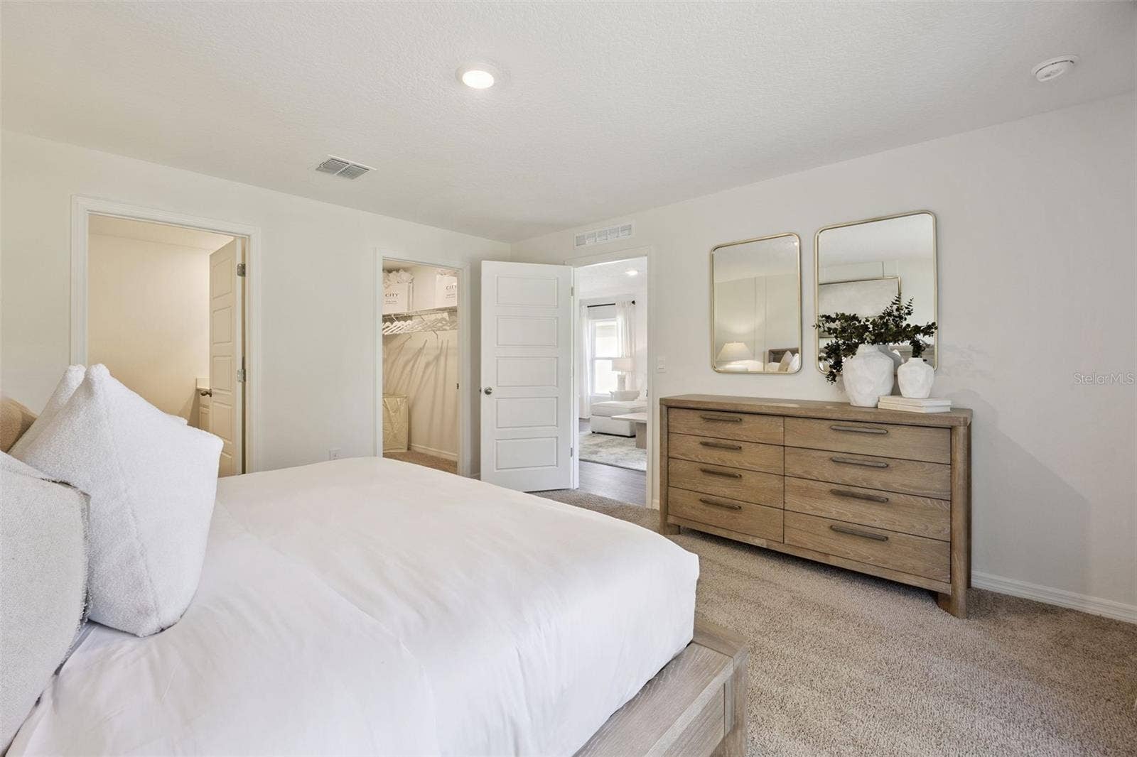 5401 WILLOW CREEK, Haines City, FL 33844 5401 WILLOW CREEK, Haines City, FL 33844