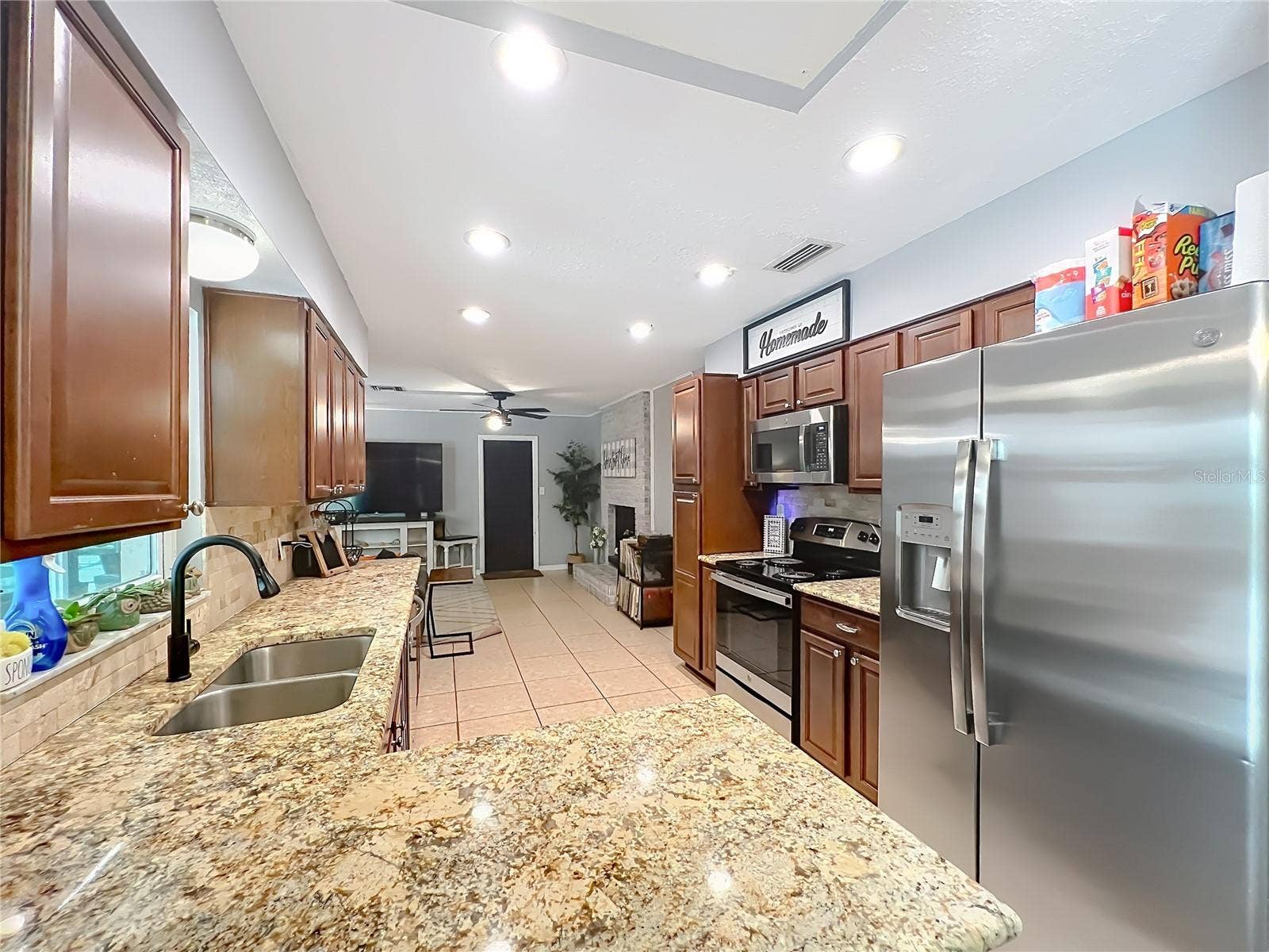 128 ALDEAN DRIVE, Sanford, FL 32771 128 ALDEAN DRIVE, Sanford, FL 32771