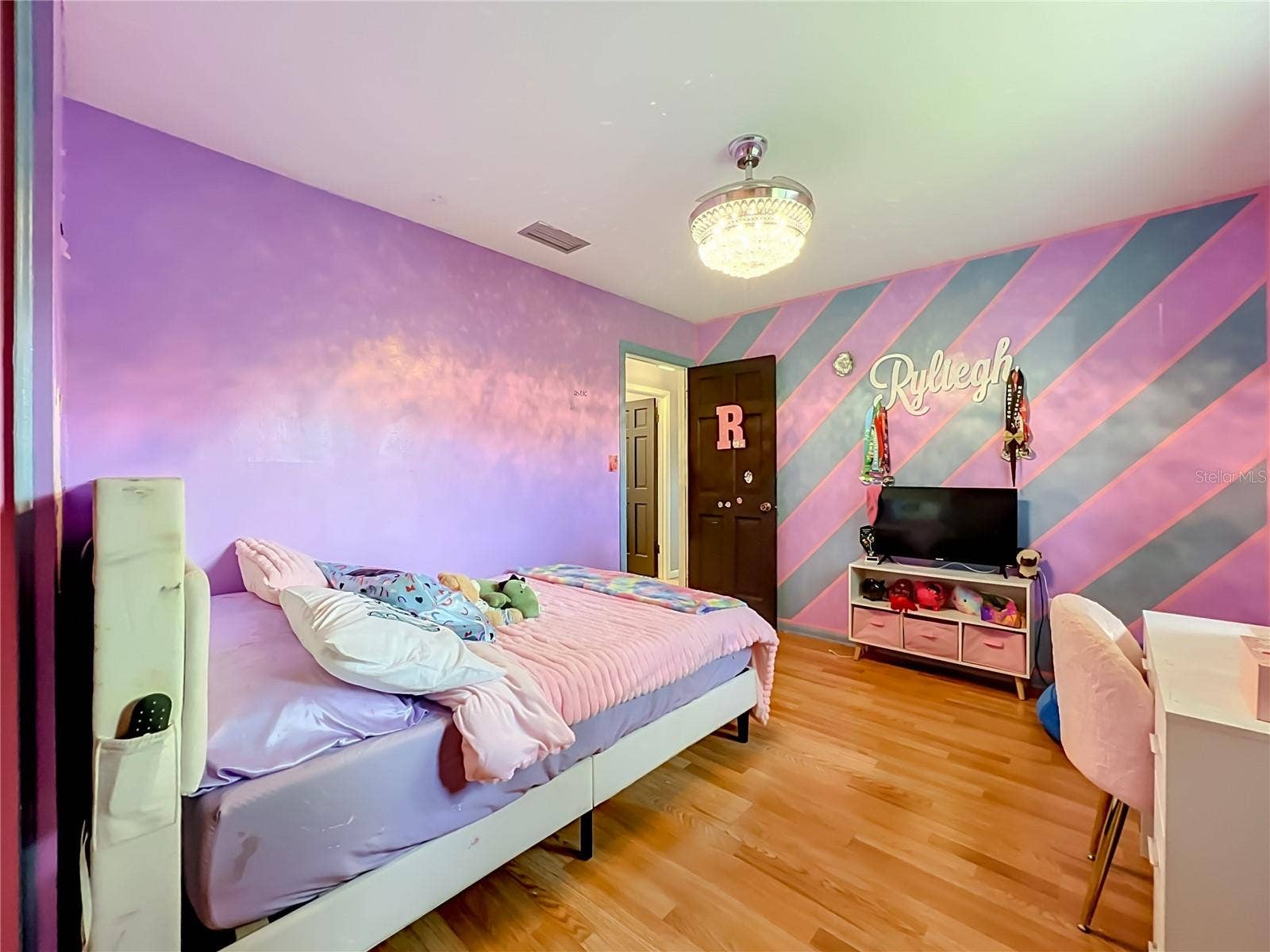 128 ALDEAN DRIVE, Sanford, FL 32771 128 ALDEAN DRIVE, Sanford, FL 32771