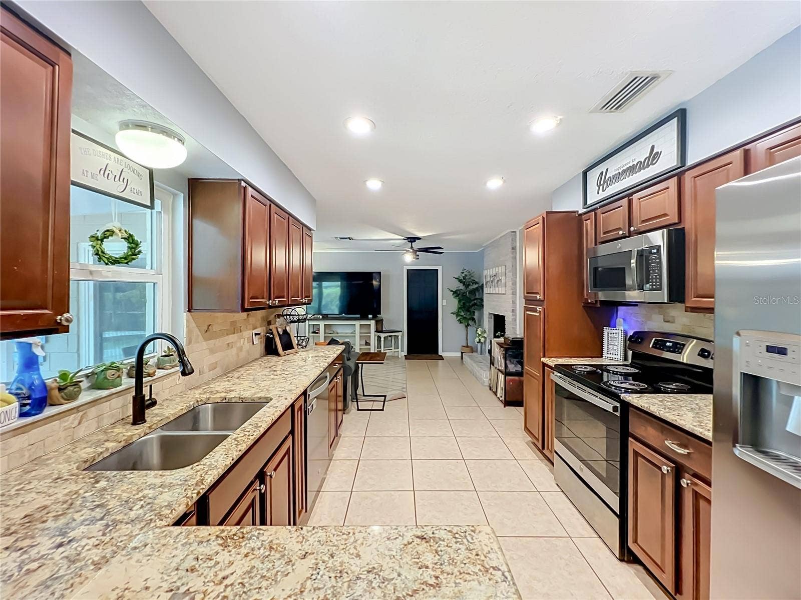 128 ALDEAN DRIVE, Sanford, FL 32771 128 ALDEAN DRIVE, Sanford, FL 32771