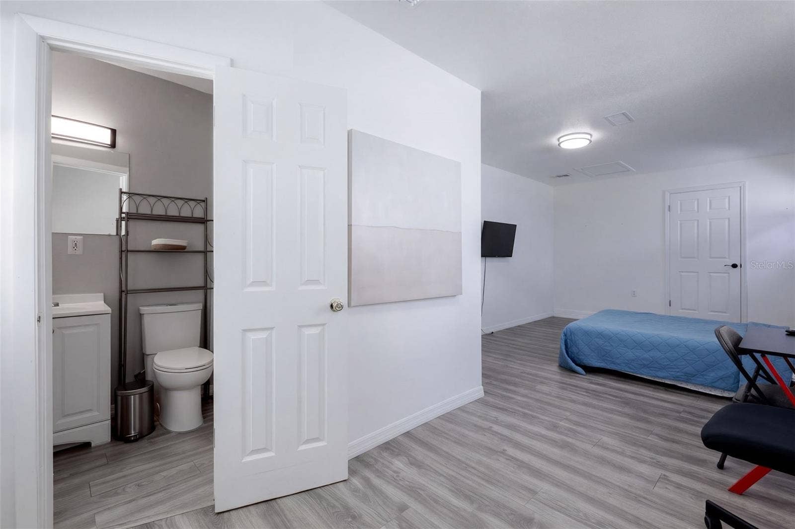 Primary bedroom with ensuite bathroom