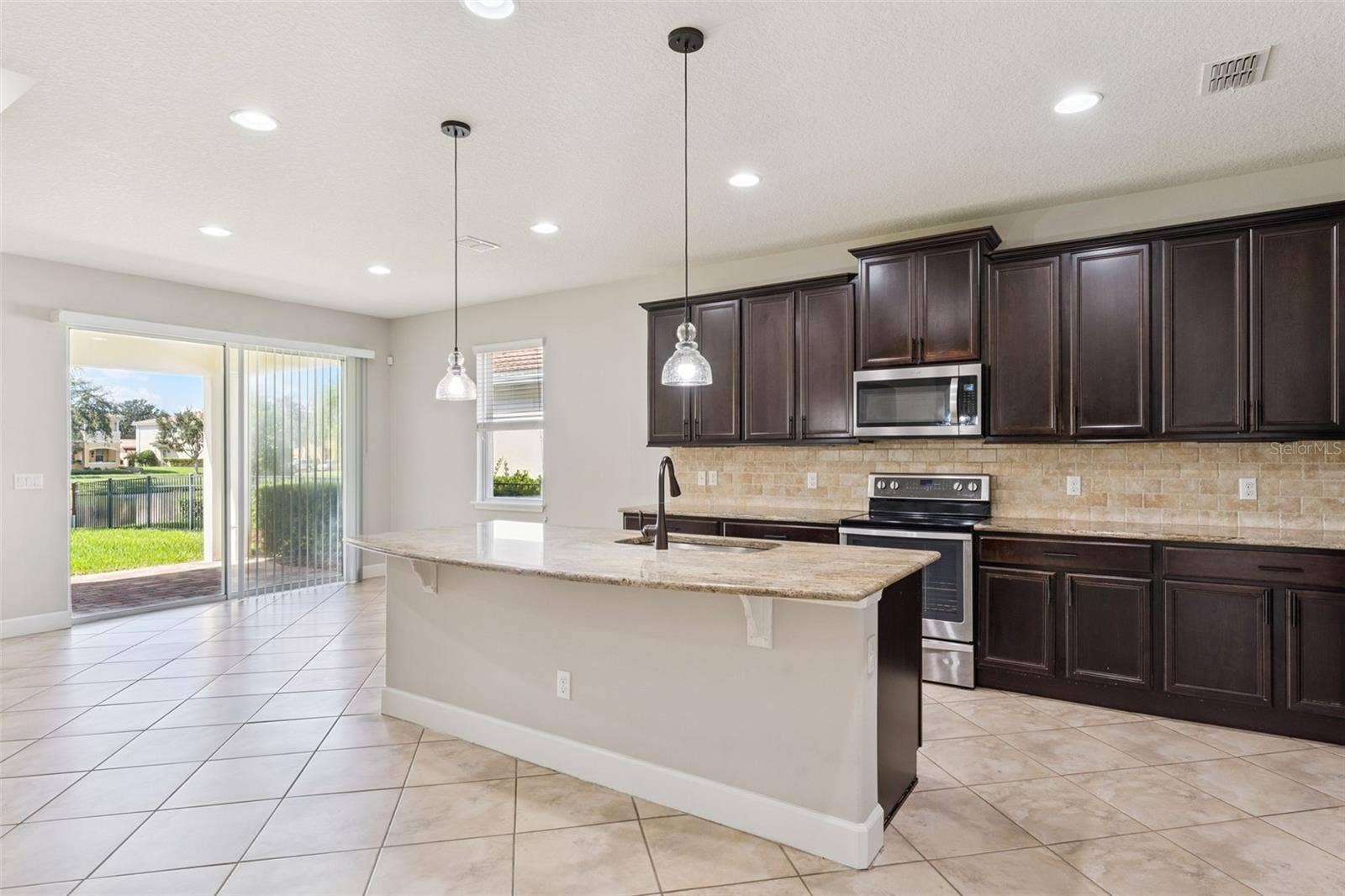 12046 ULETA LANE, Orlando, FL 32827 12046 ULETA LANE, Orlando, FL 32827