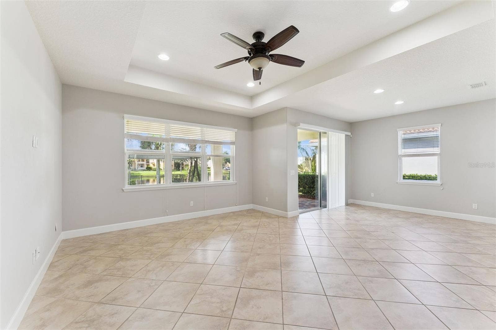 12046 ULETA LANE, Orlando, FL 32827 12046 ULETA LANE, Orlando, FL 32827