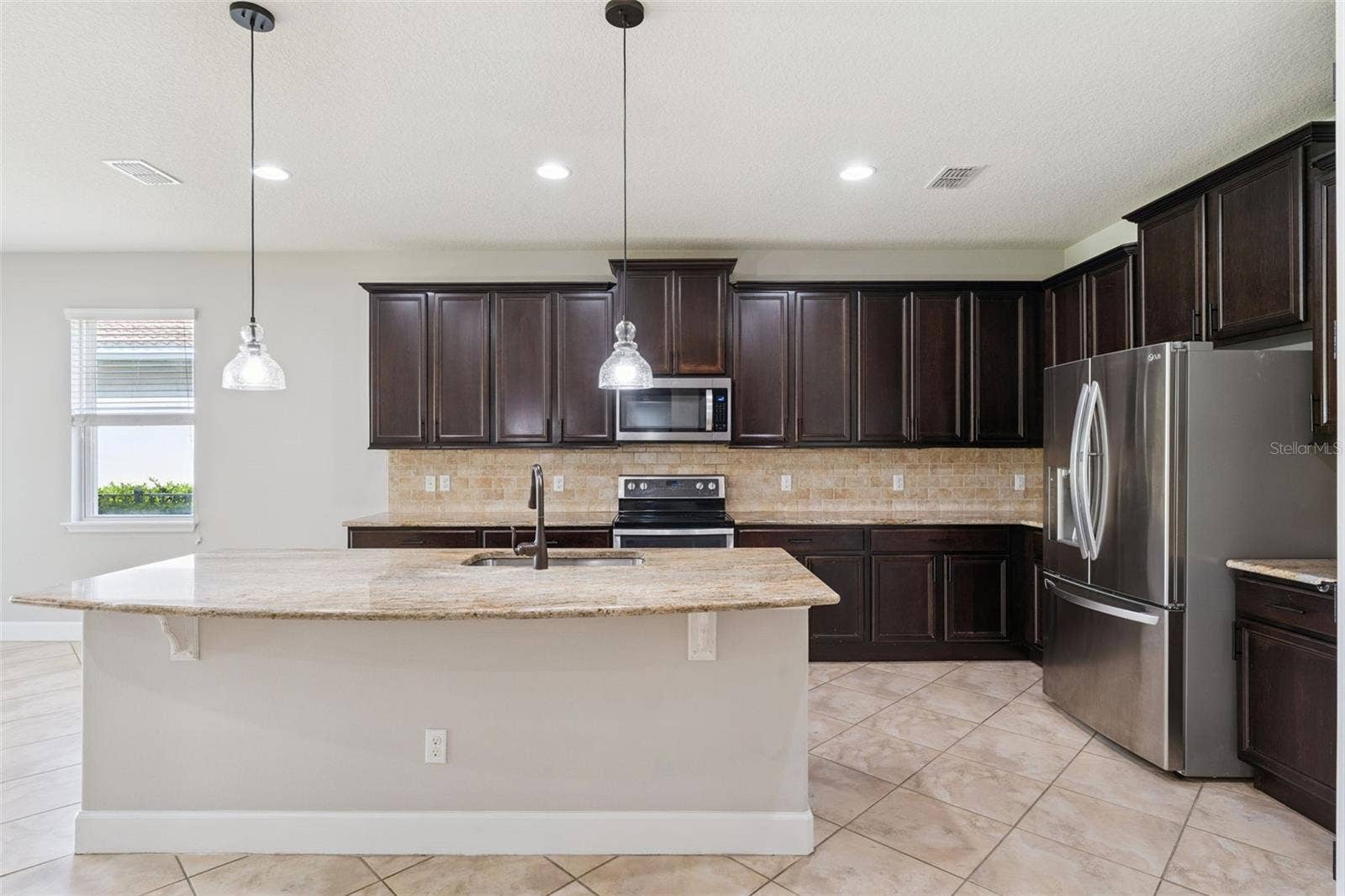 12046 ULETA LANE, Orlando, FL 32827 12046 ULETA LANE, Orlando, FL 32827