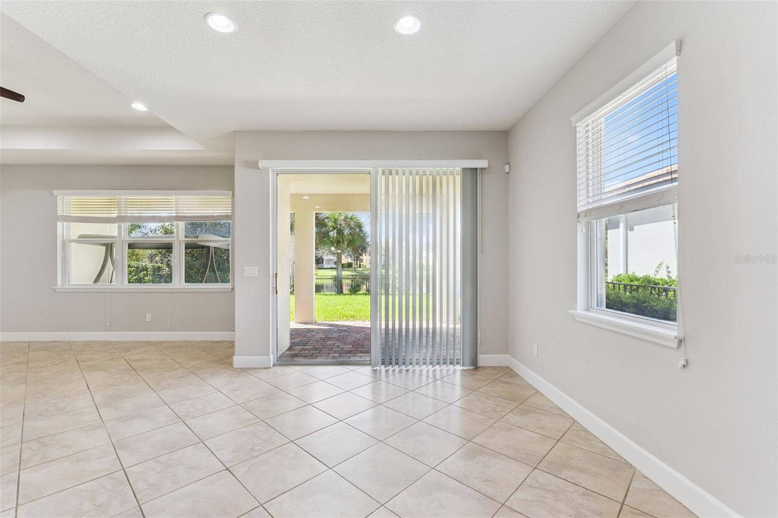 12046 ULETA LANE, Orlando, FL 32827 12046 ULETA LANE, Orlando, FL 32827