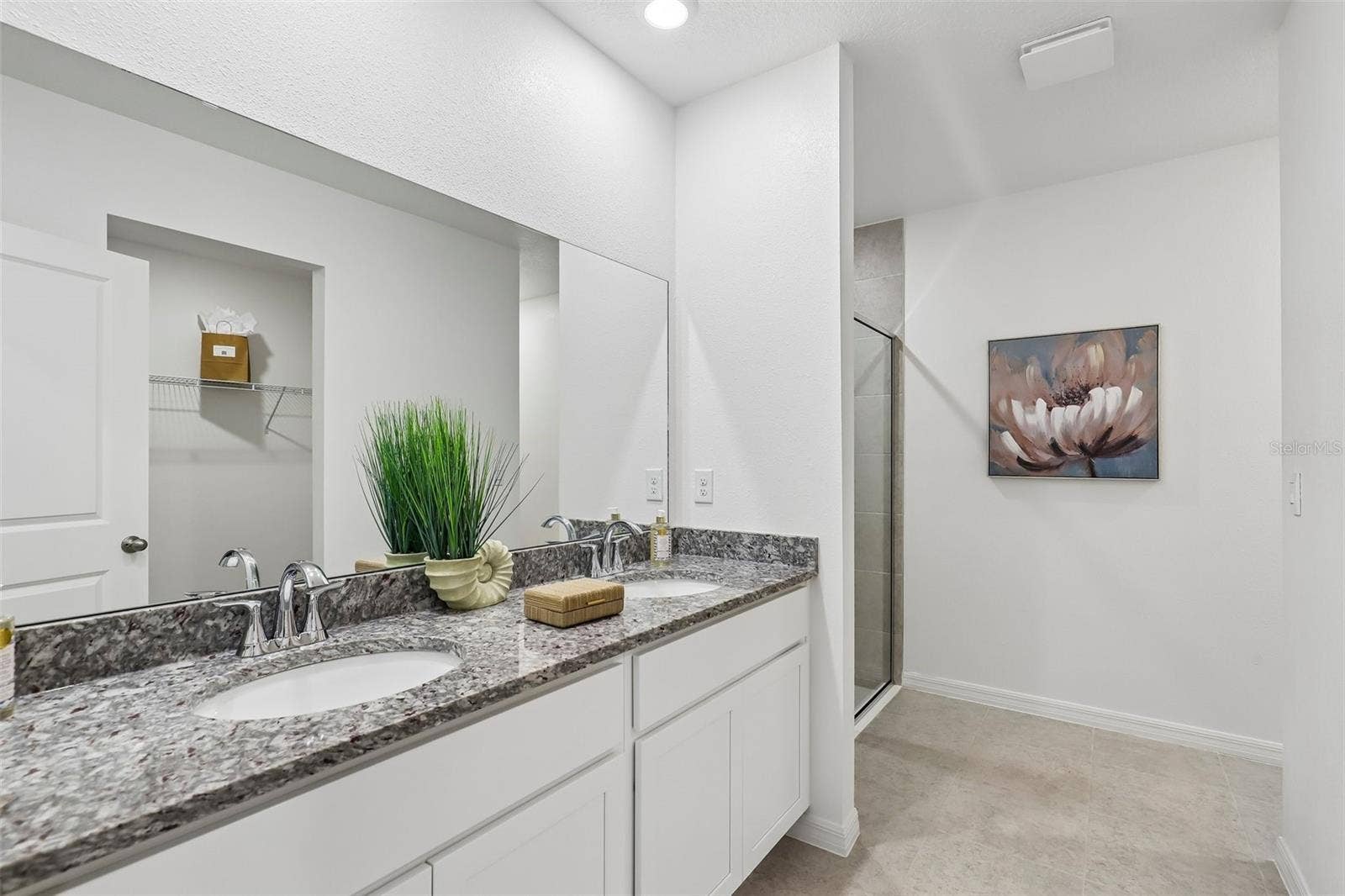 Model home - actual features may vary.