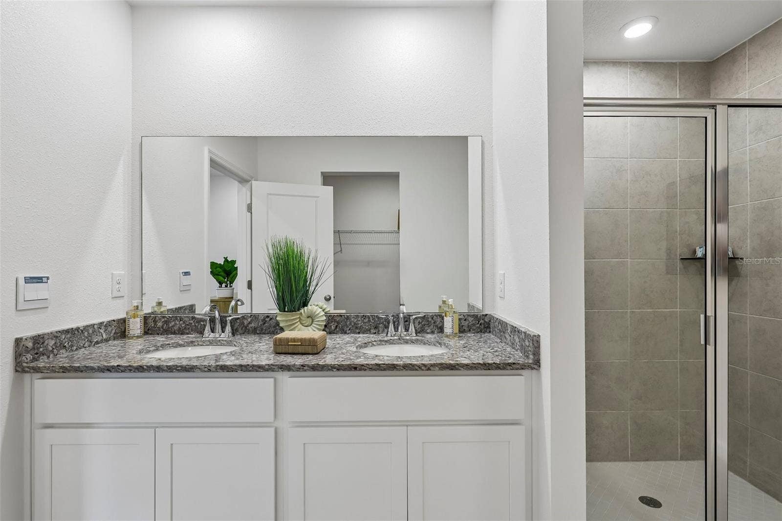 Model home - actual features may vary.