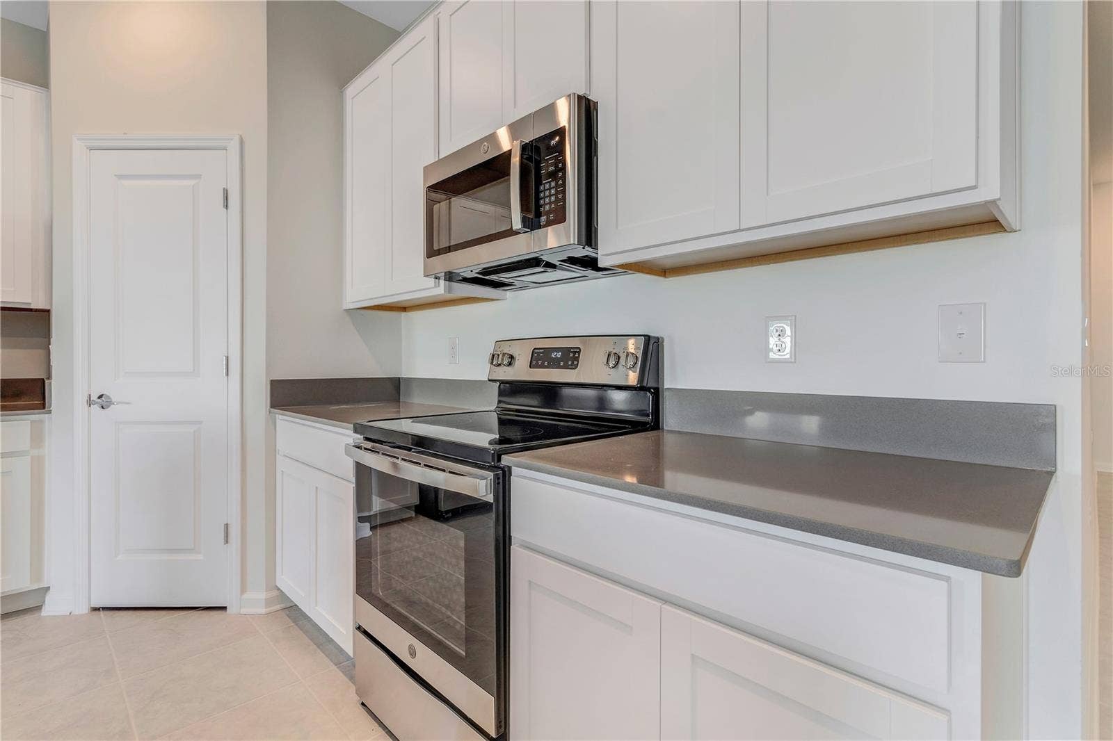 865 CITRUS RESERVE BOULEVARD, Davenport, FL 33837 865 CITRUS RESERVE BOULEVARD, Davenport, FL 33837
