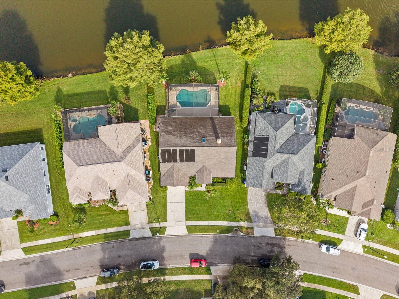 13715 BLUEWATER CIRCLE, Orlando, FL 32828 13715 BLUEWATER CIRCLE, Orlando, FL 32828