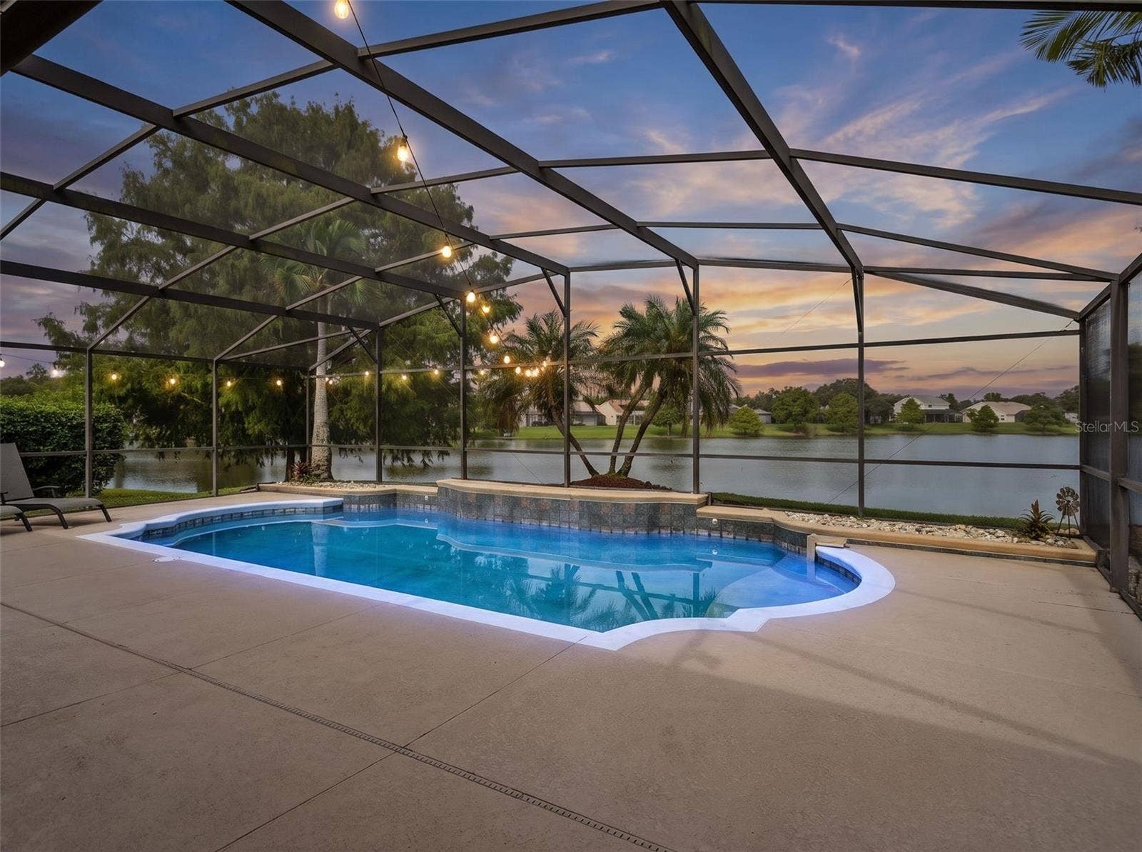 13715 BLUEWATER CIRCLE, Orlando, FL 32828 13715 BLUEWATER CIRCLE, Orlando, FL 32828
