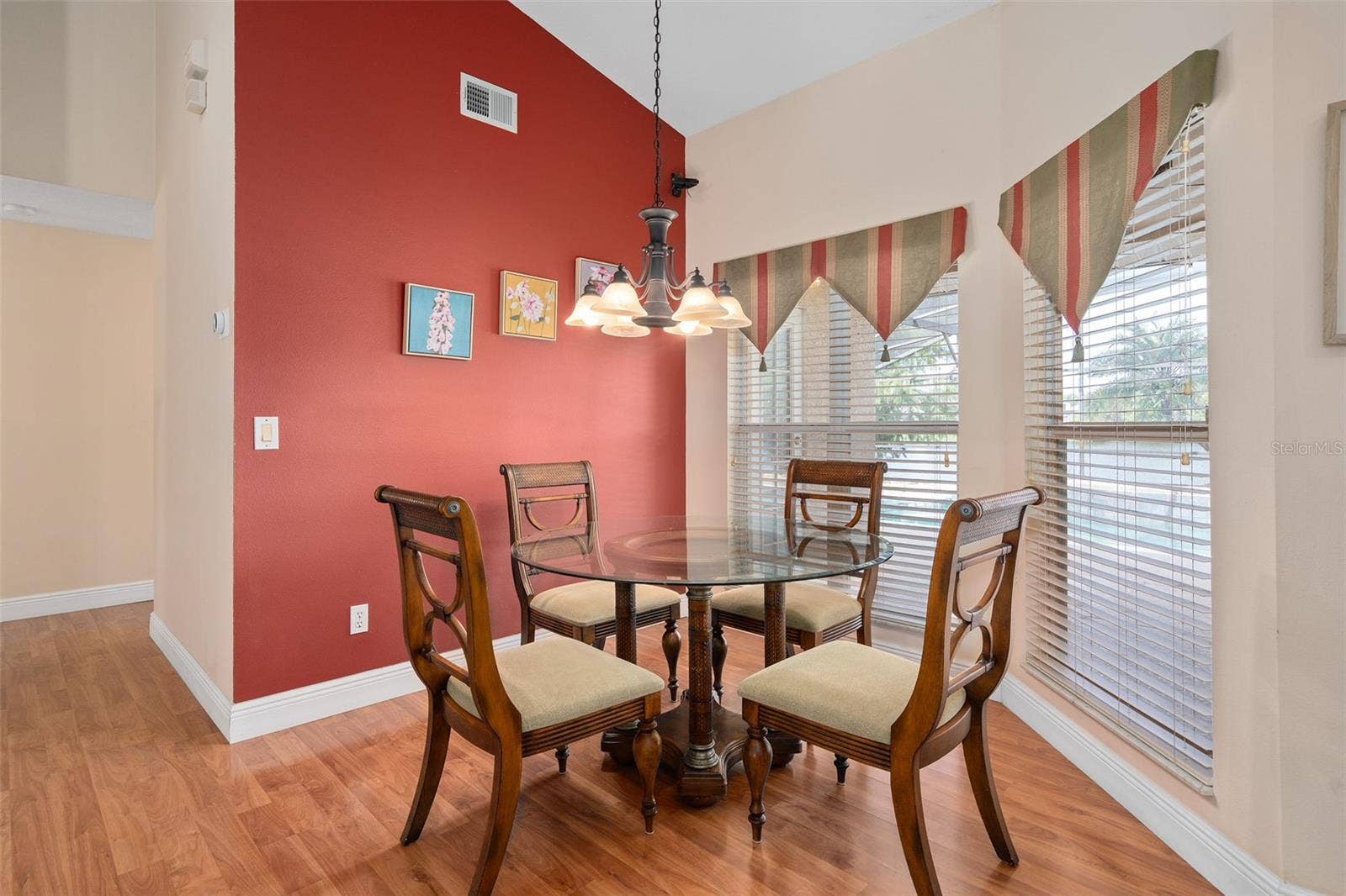 13715 BLUEWATER CIRCLE, Orlando, FL 32828 13715 BLUEWATER CIRCLE, Orlando, FL 32828
