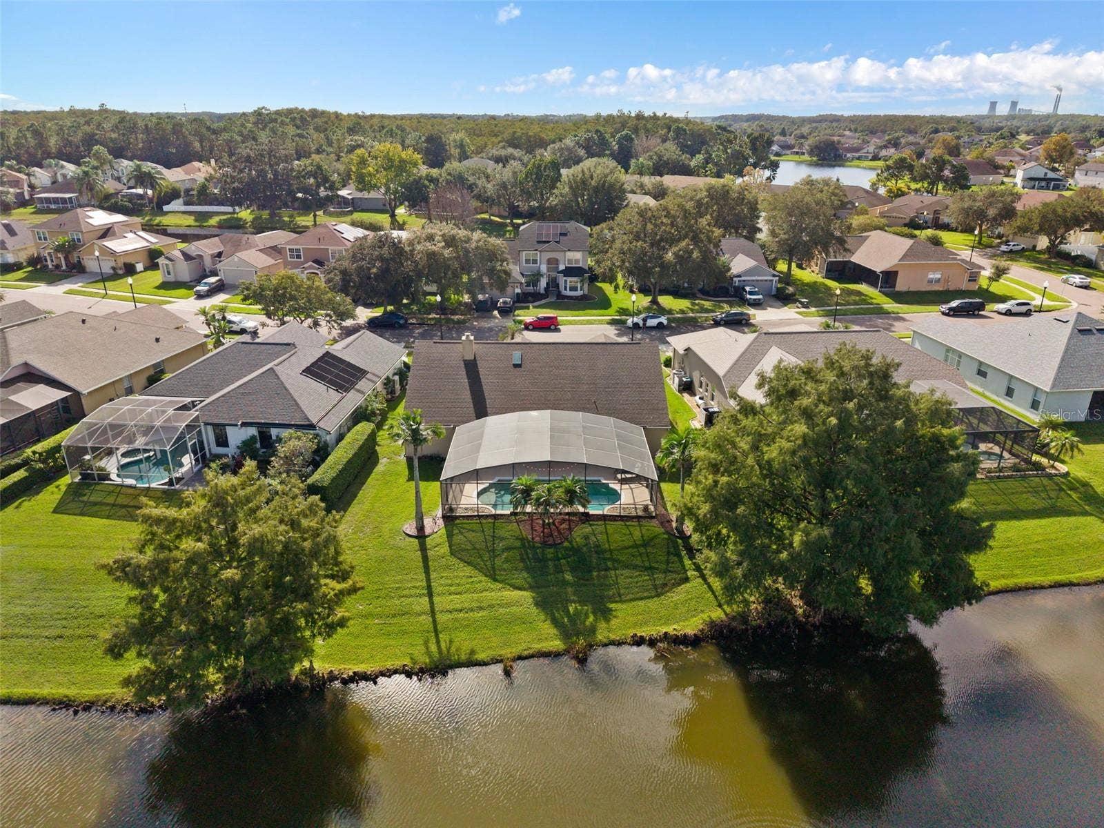 13715 BLUEWATER CIRCLE, Orlando, FL 32828 13715 BLUEWATER CIRCLE, Orlando, FL 32828