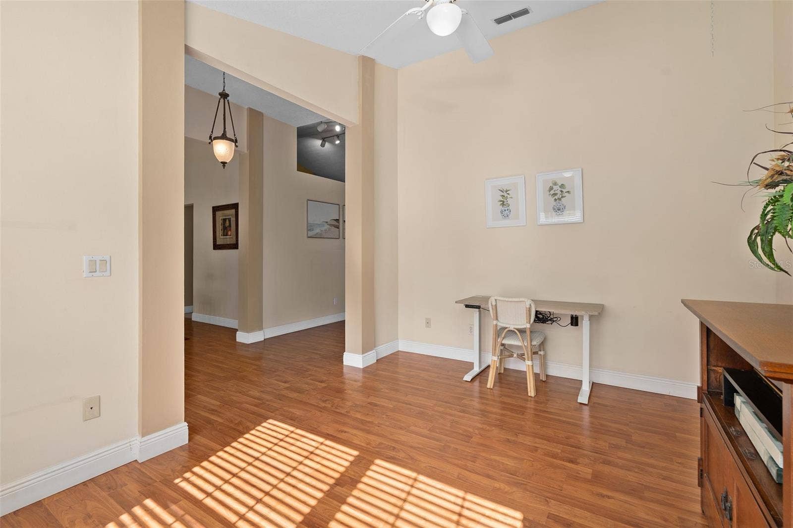 13715 BLUEWATER CIRCLE, Orlando, FL 32828 13715 BLUEWATER CIRCLE, Orlando, FL 32828