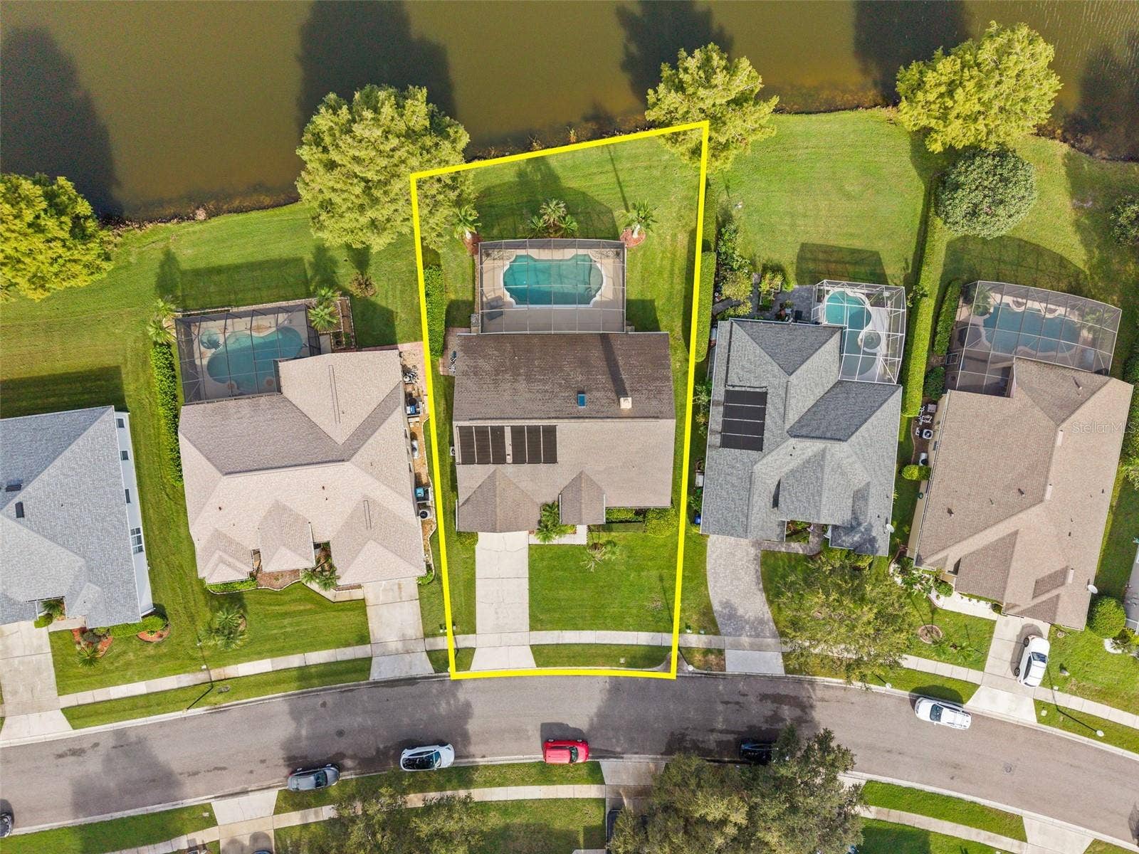 13715 BLUEWATER CIRCLE, Orlando, FL 32828 13715 BLUEWATER CIRCLE, Orlando, FL 32828