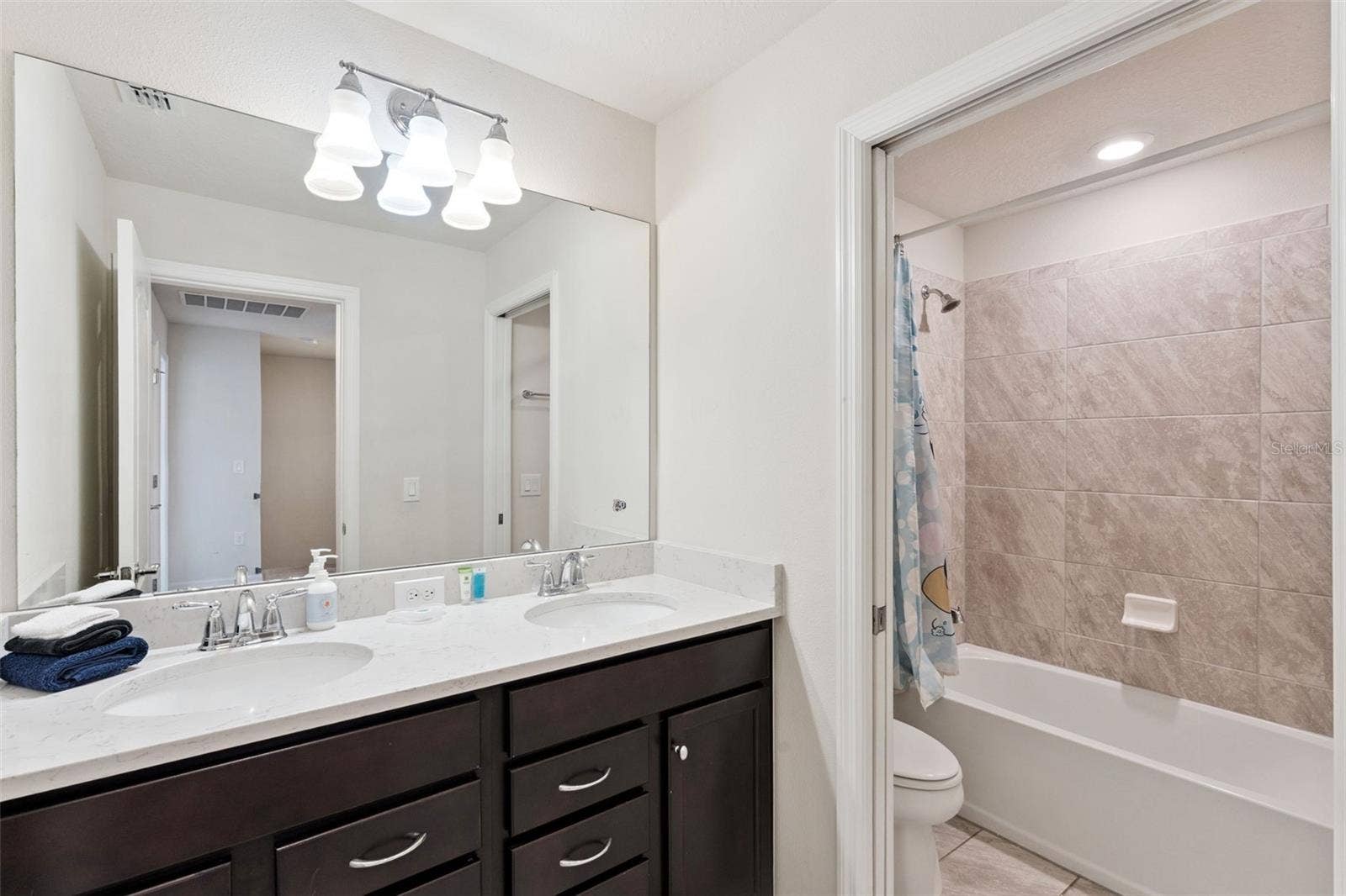 7163 OAKMOSS LOOP, Davenport, FL 33837