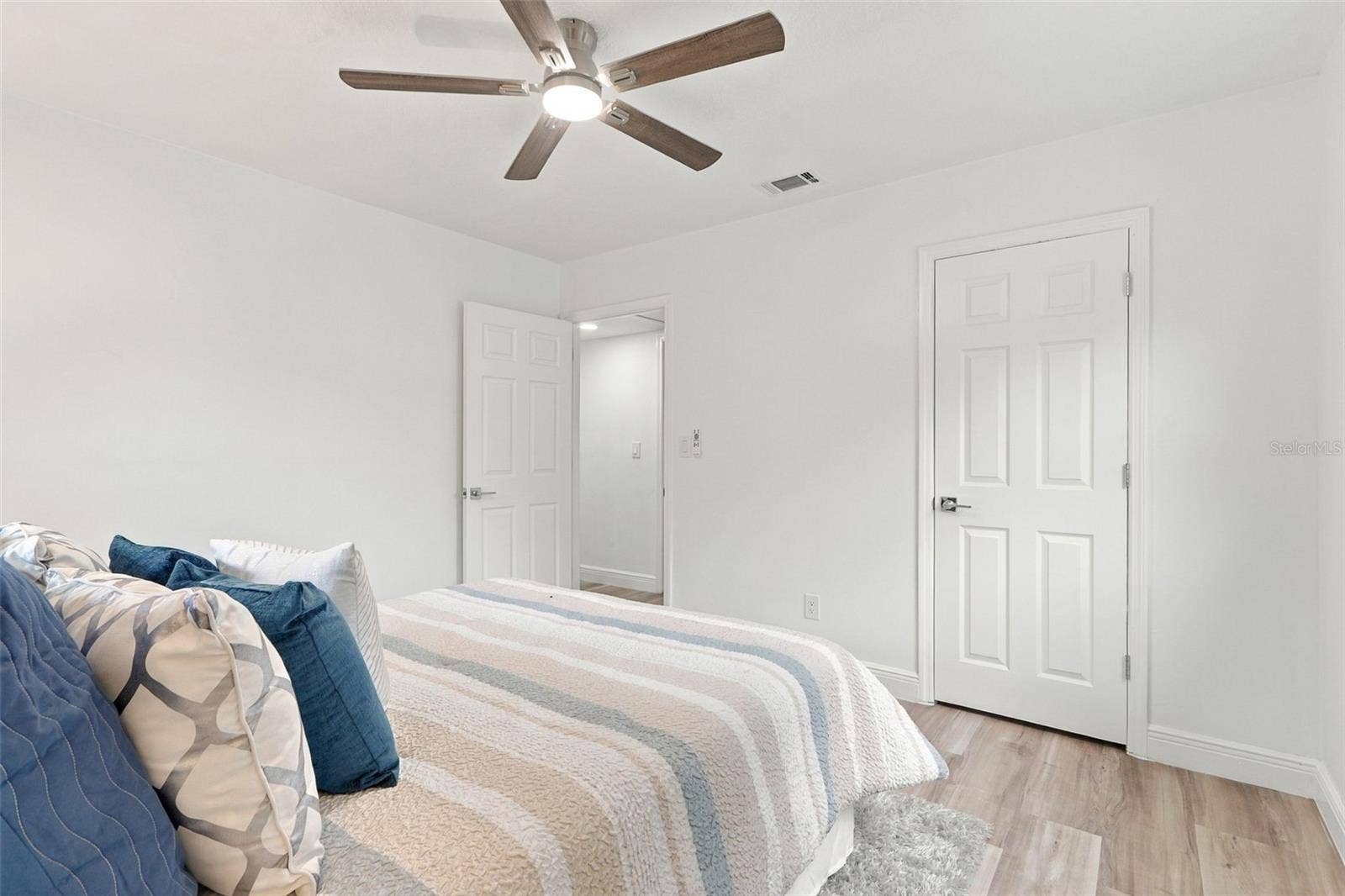 190 ROPER DRIVE, Winter Garden, FL 34787 190 ROPER DRIVE, Winter Garden, FL 34787