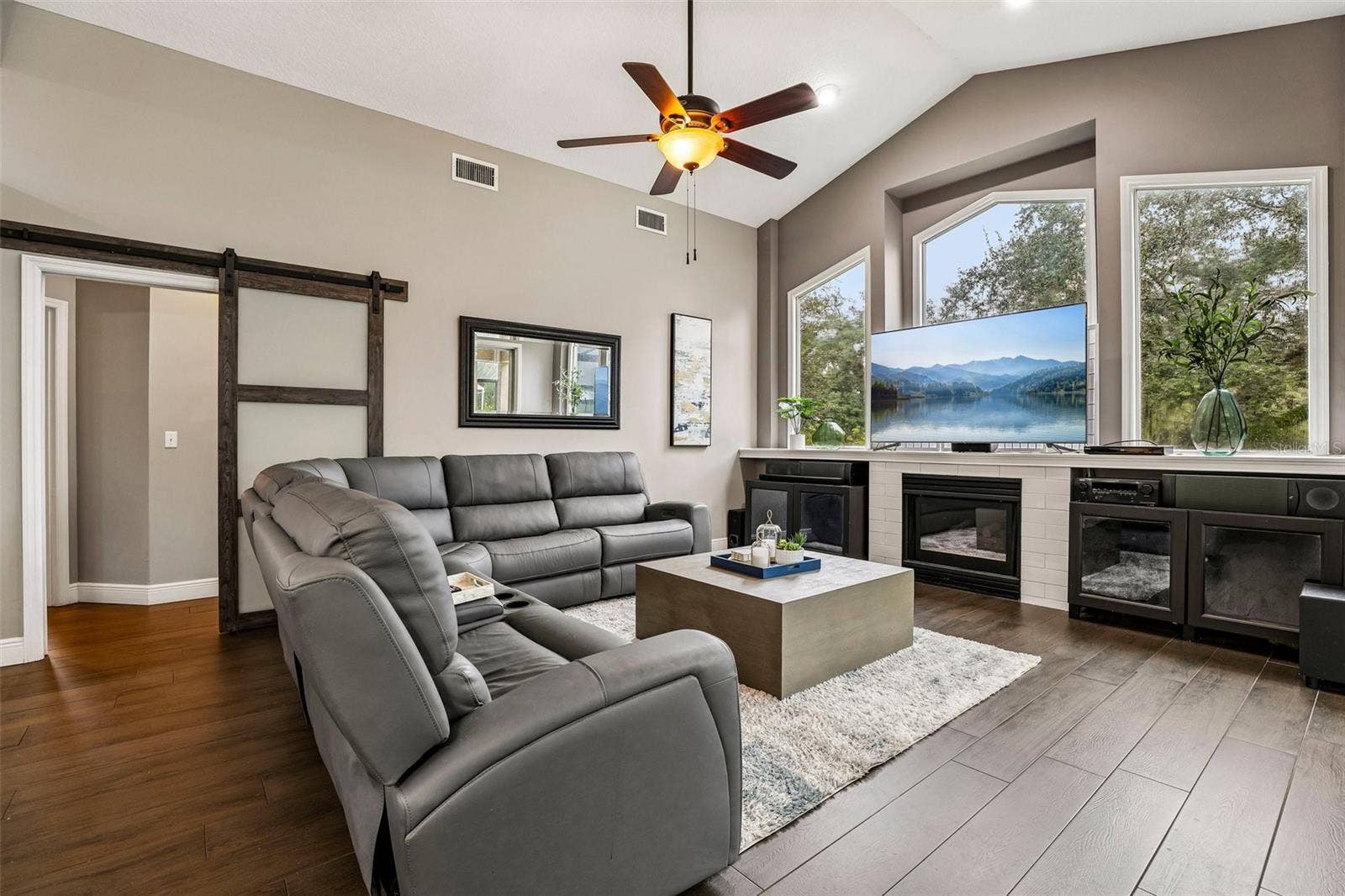 1522 EAGLE NEST CIRCLE, Winter Springs, FL 32708 Family Room off Kitchen with Gas Fireplace