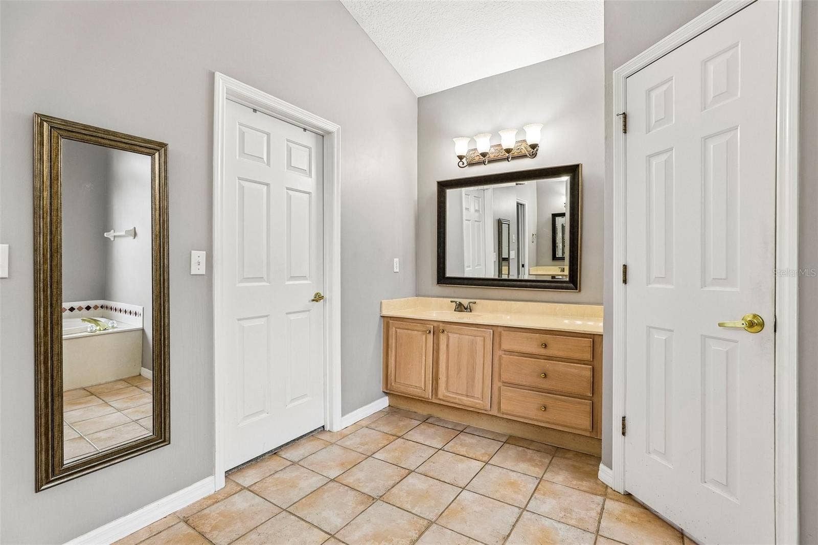 1522 EAGLE NEST CIRCLE, Winter Springs, FL 32708 Ready for your touch