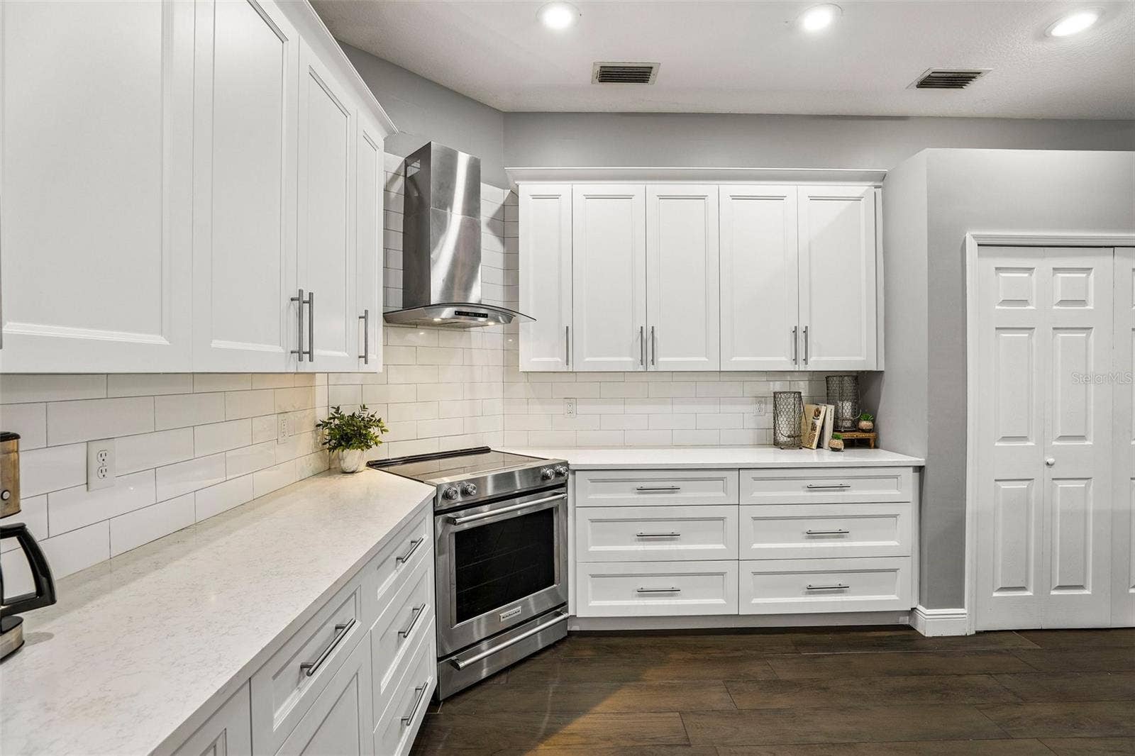 1522 EAGLE NEST CIRCLE, Winter Springs, FL 32708 1522 EAGLE NEST CIRCLE, Winter Springs, FL 32708