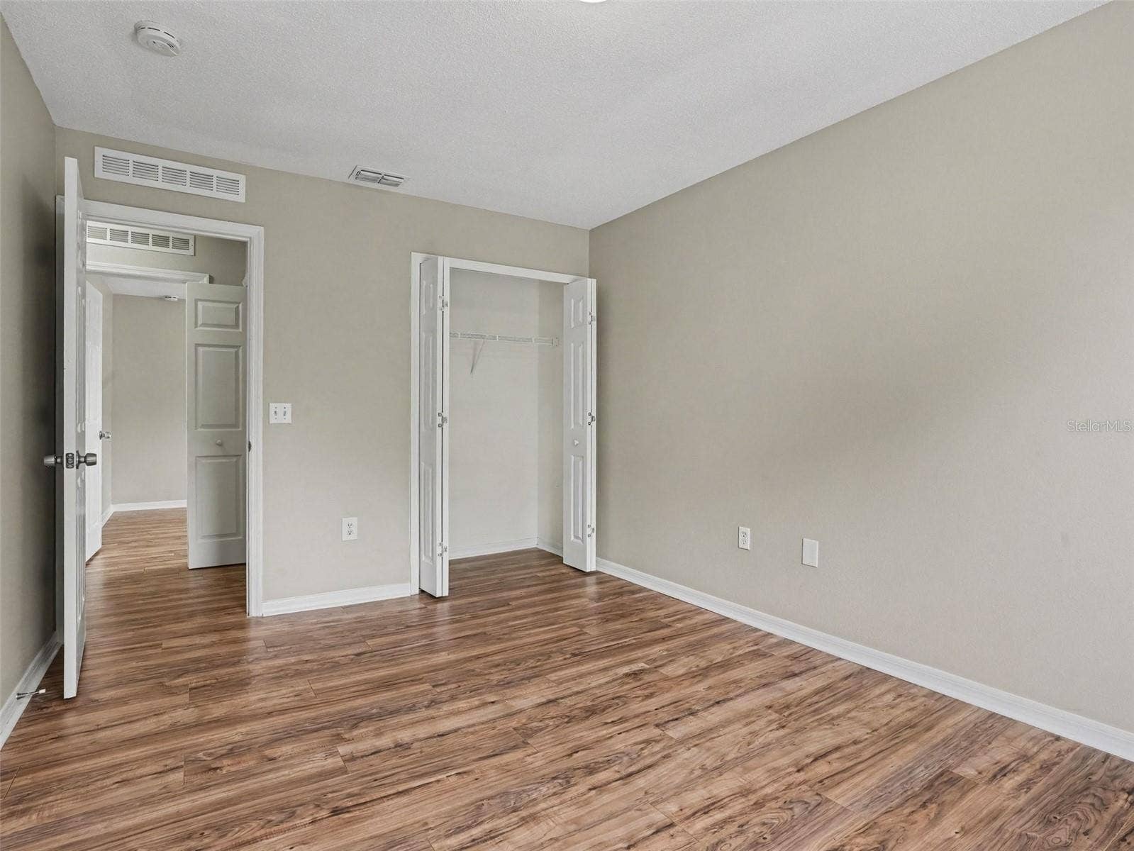 829 SUN RIDGE VILLAGE DRIVE, Winter Haven, FL 33880 829 SUN RIDGE VILLAGE DRIVE, Winter Haven, FL 33880