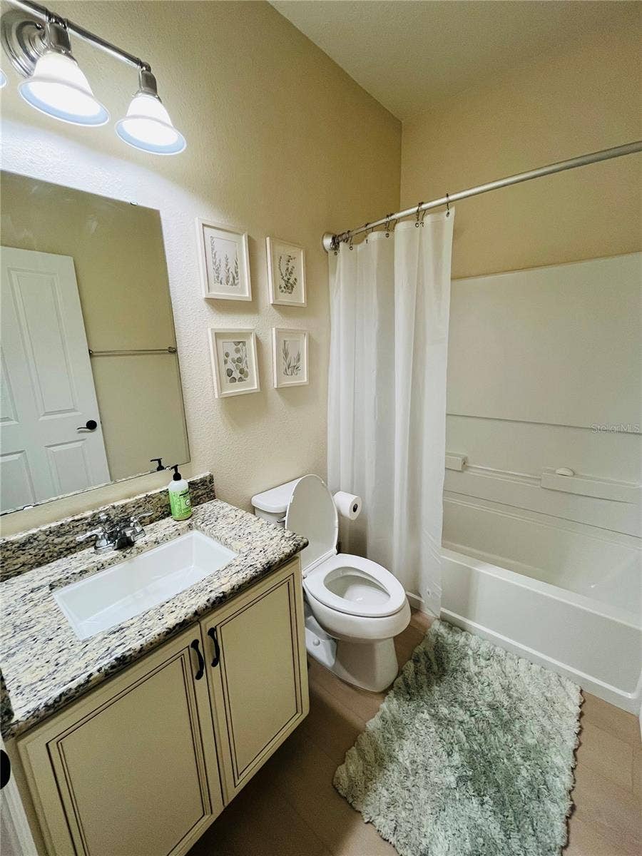 14037 PECAN ORCHARD DRIVE, Winter Garden, FL 34787 Downstairs Ensuite Bath