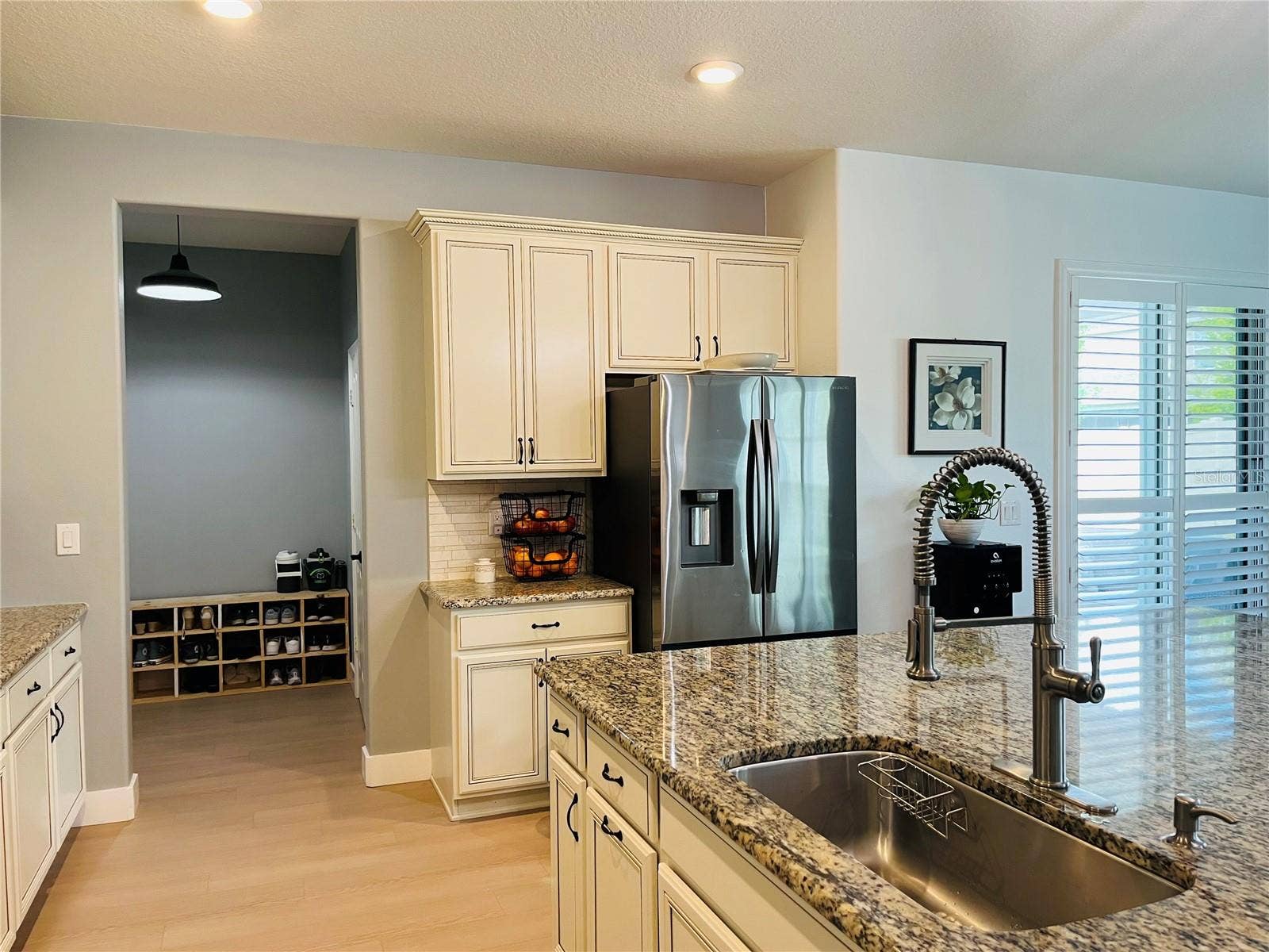 14037 PECAN ORCHARD DRIVE, Winter Garden, FL 34787 Kitchen, looking towards Mud Room