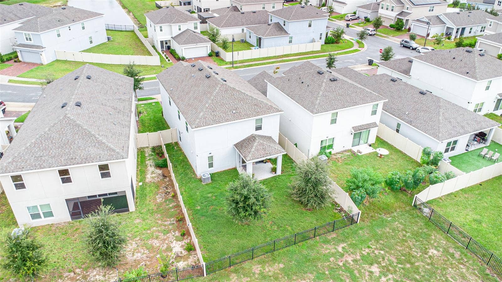 1275 ISLAND SLOUGH LANE, Davenport, FL 33837 1275 ISLAND SLOUGH LANE, Davenport, FL 33837