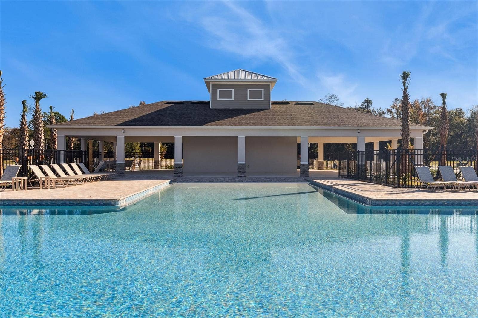 977 CHAMPION RIDGE DRIVE, Daytona Beach, FL 32124 977 CHAMPION RIDGE DRIVE, Daytona Beach, FL 32124
