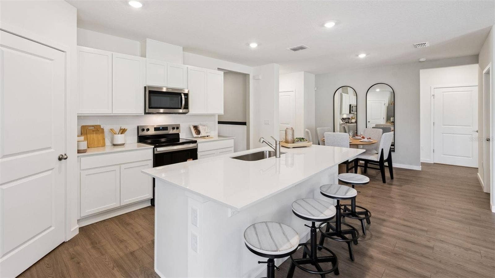 1888 SOUTHBURY DRIVE, Kissimmee, FL 34744 1888 SOUTHBURY DRIVE, Kissimmee, FL 34744
