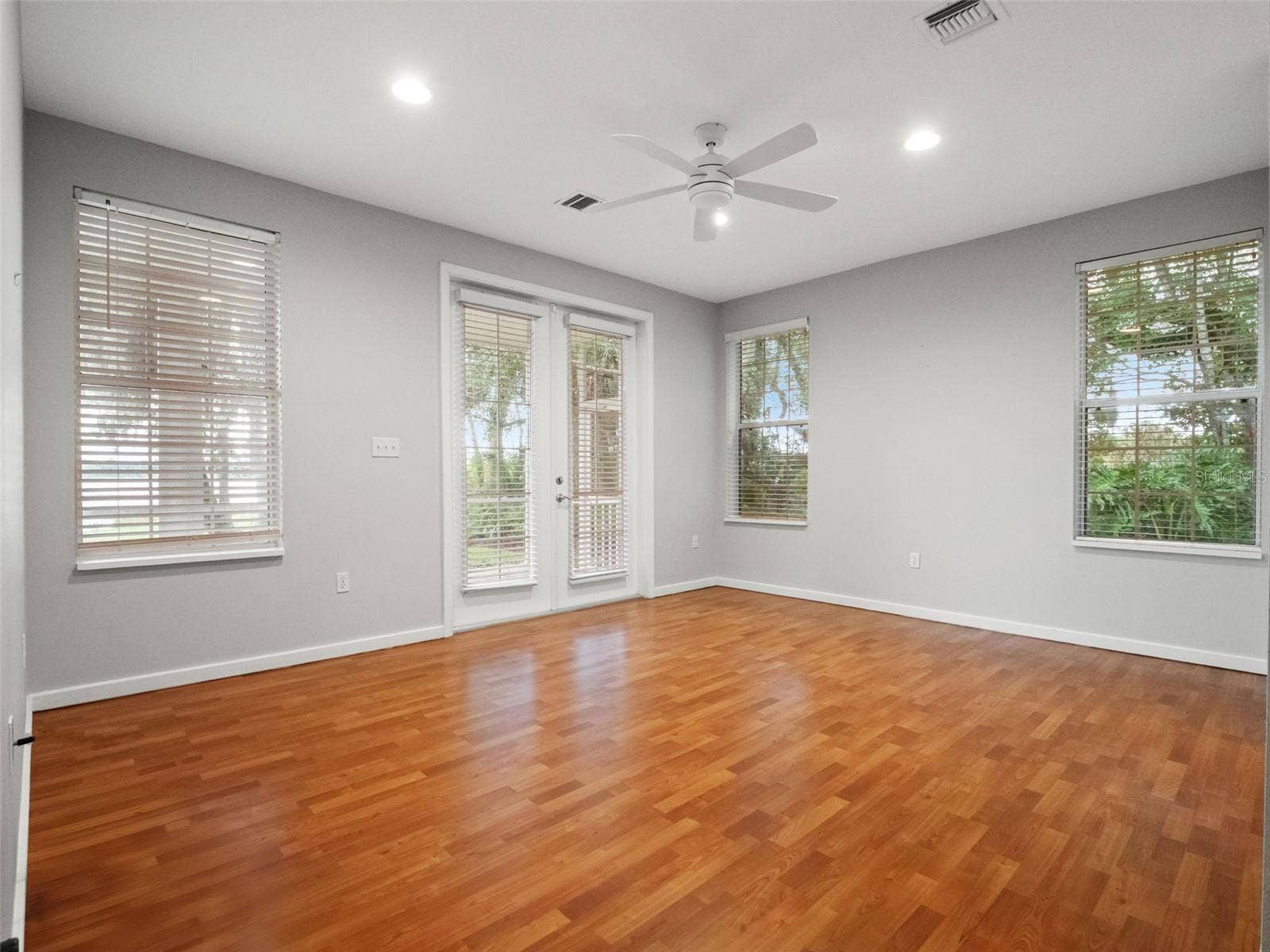 7751 SADLER ROAD, Mount Dora, FL 32757 Primary bedroom downstairs
