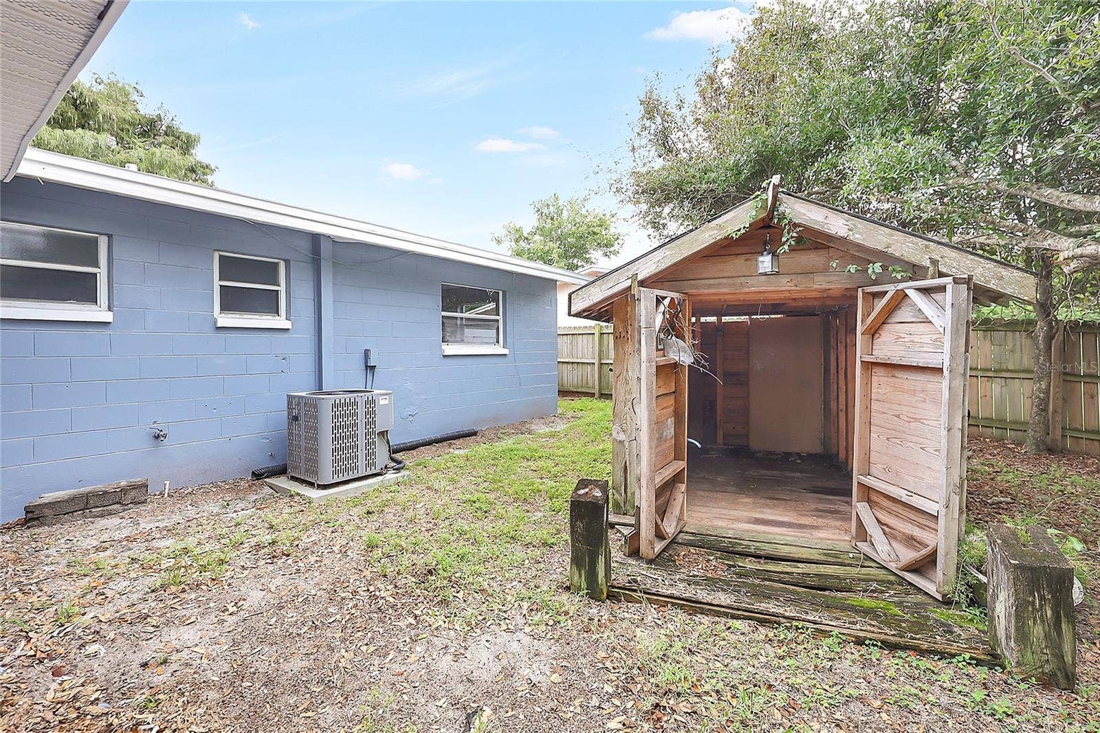 1604 ARNOLD DRIVE, Melbourne, FL 32935 1604 ARNOLD DRIVE, Melbourne, FL 32935