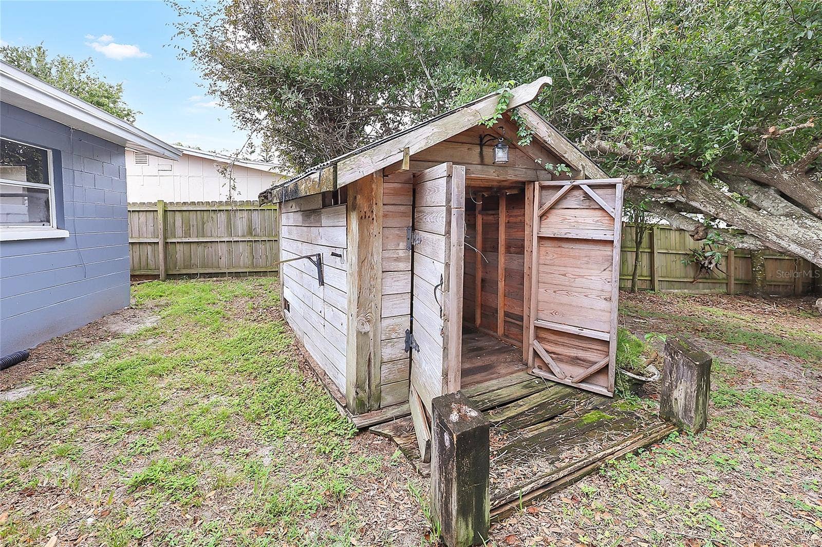 1604 ARNOLD DRIVE, Melbourne, FL 32935 1604 ARNOLD DRIVE, Melbourne, FL 32935