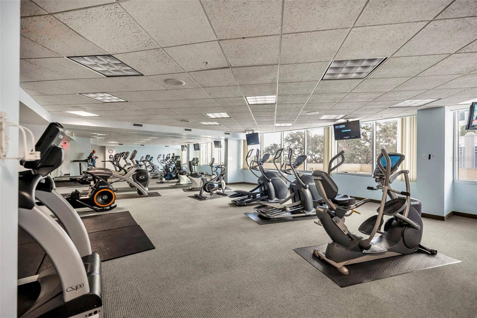 322 E CENTRAL BOULEVARD, #1913, Orlando, FL 32801 Work out room