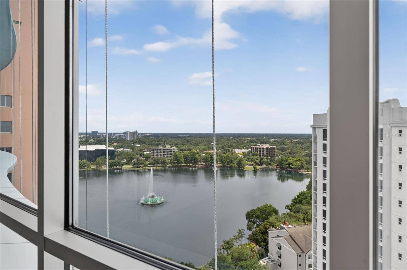 322 E CENTRAL BOULEVARD, #1913, Orlando, FL 32801 View of Lake Eola