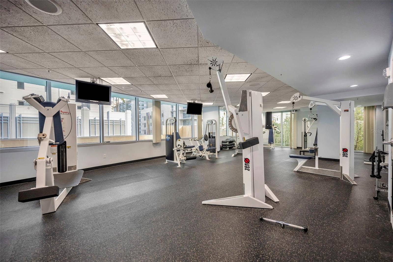 322 E CENTRAL BOULEVARD, #1913, Orlando, FL 32801 Weight Room