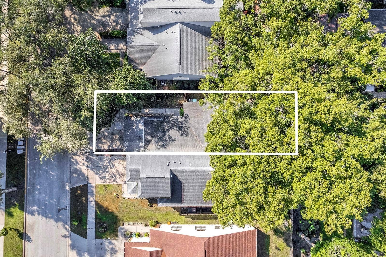 2820 RISSER AVENUE, Orlando, FL 32812