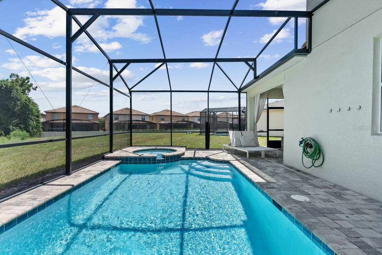 8923 COCONUT BREEZE DRIVE, Kissimmee, FL 34747 8923 COCONUT BREEZE DRIVE, Kissimmee, FL 34747