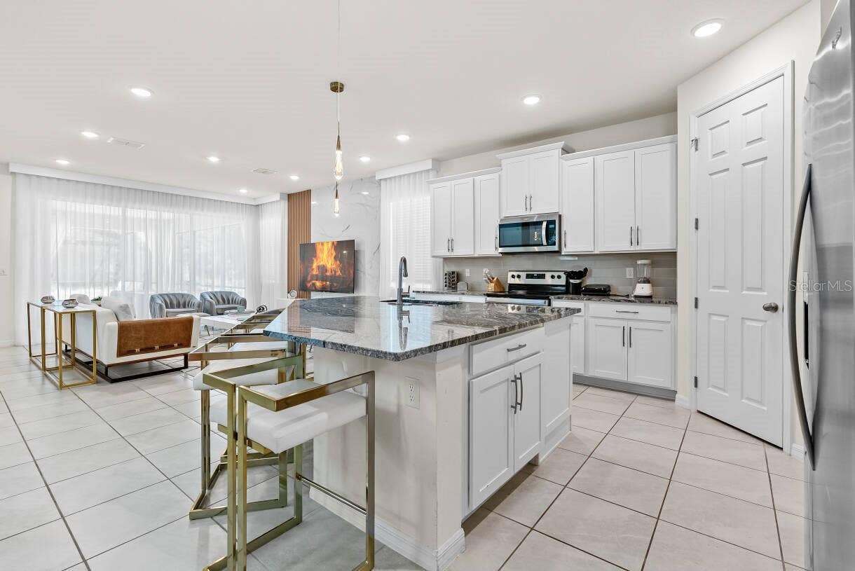 8923 COCONUT BREEZE DRIVE, Kissimmee, FL 34747 8923 COCONUT BREEZE DRIVE, Kissimmee, FL 34747