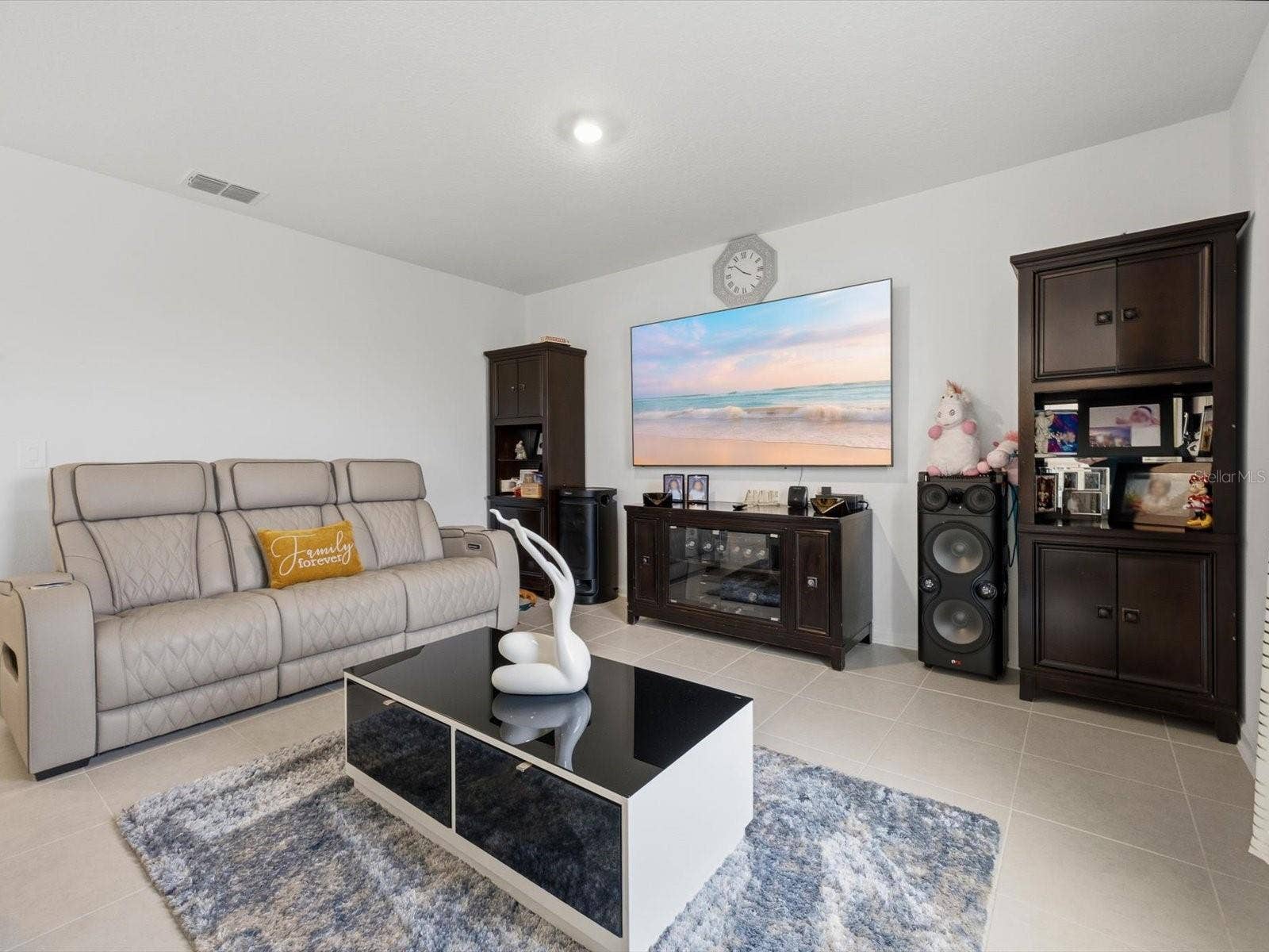 Livingroom (B)