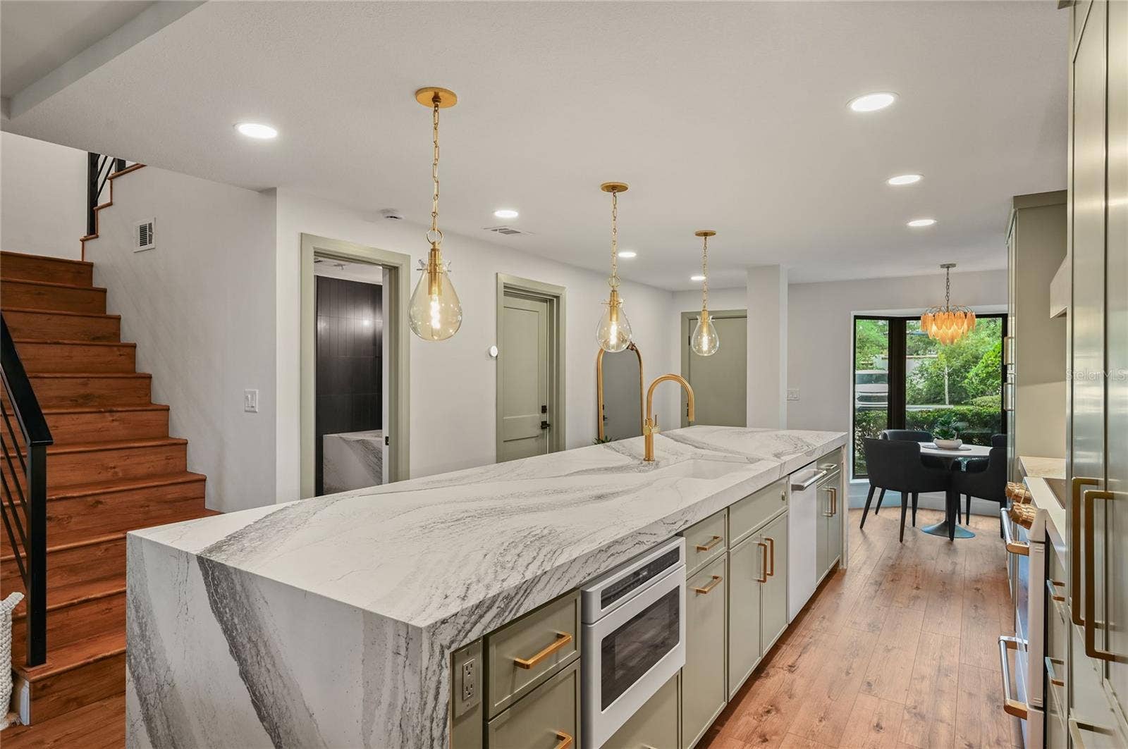 219 QUAYSIDE CIRCLE, #B9, Maitland, FL 32751