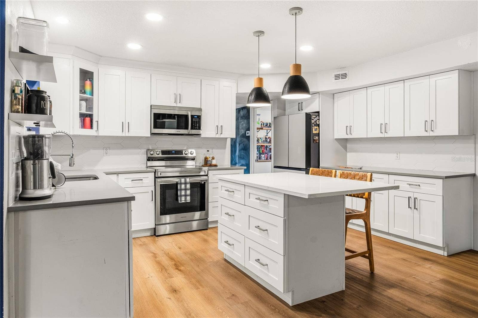 4161 ALDERGATE PLACE, Winter Springs, FL 32708 4161 ALDERGATE PLACE, Winter Springs, FL 32708