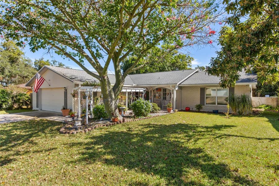 Property photo for 623 GREEN MEADOW AVENUE, Maitland, FL