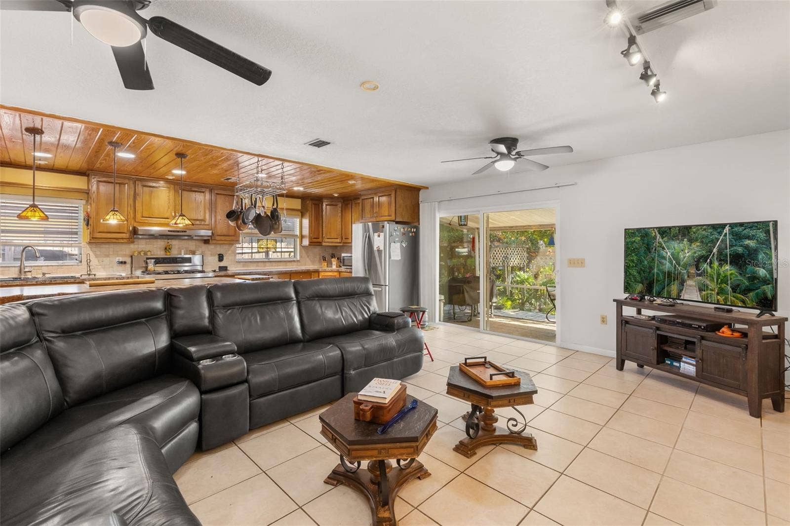 623 GREEN MEADOW AVENUE, Maitland, FL 32751 623 GREEN MEADOW AVENUE, Maitland, FL 32751