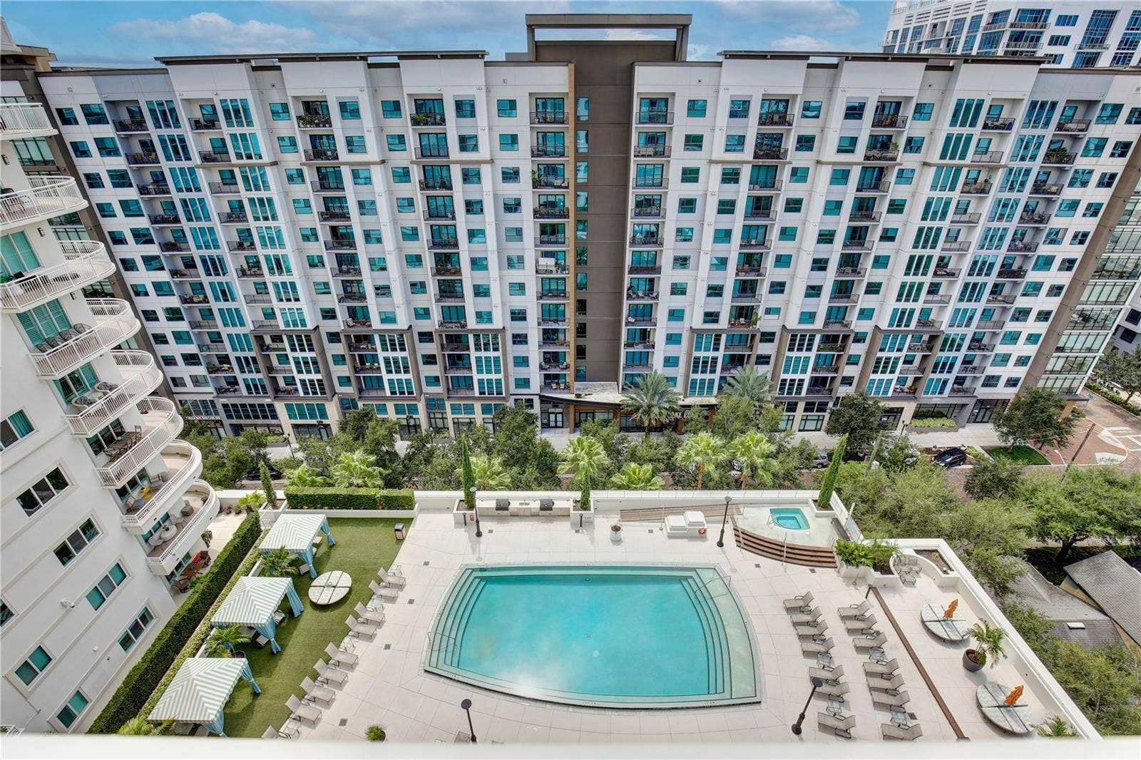 100 S EOLA DRIVE, #1413, Orlando, FL 32801 100 S EOLA DRIVE, #1413, Orlando, FL 32801