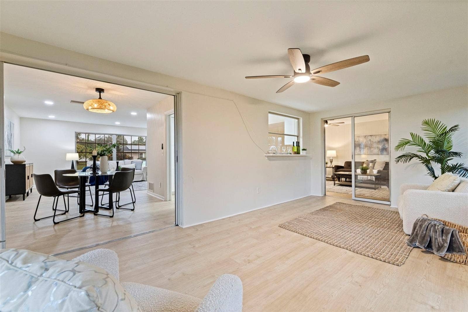 1011 MACRAE AVENUE, Clearwater, FL 33755