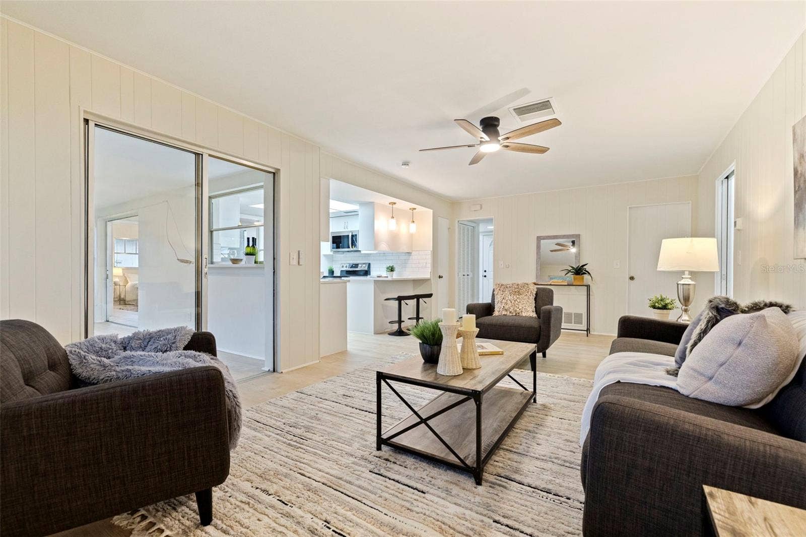 1011 MACRAE AVENUE, Clearwater, FL 33755