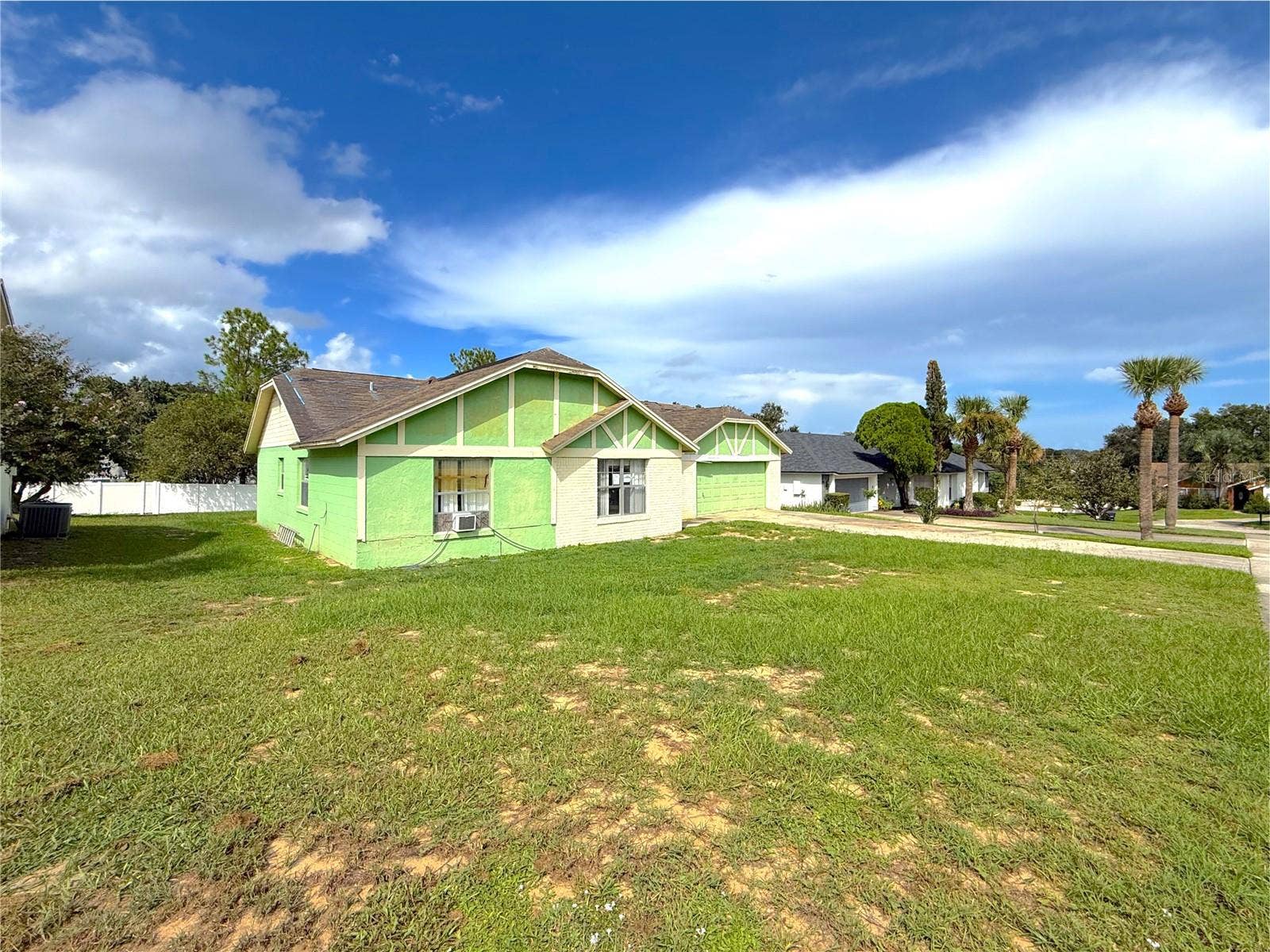 7755 BAY CEDAR DRIVE, Orlando, FL 32835 7755 BAY CEDAR DRIVE, Orlando, FL 32835